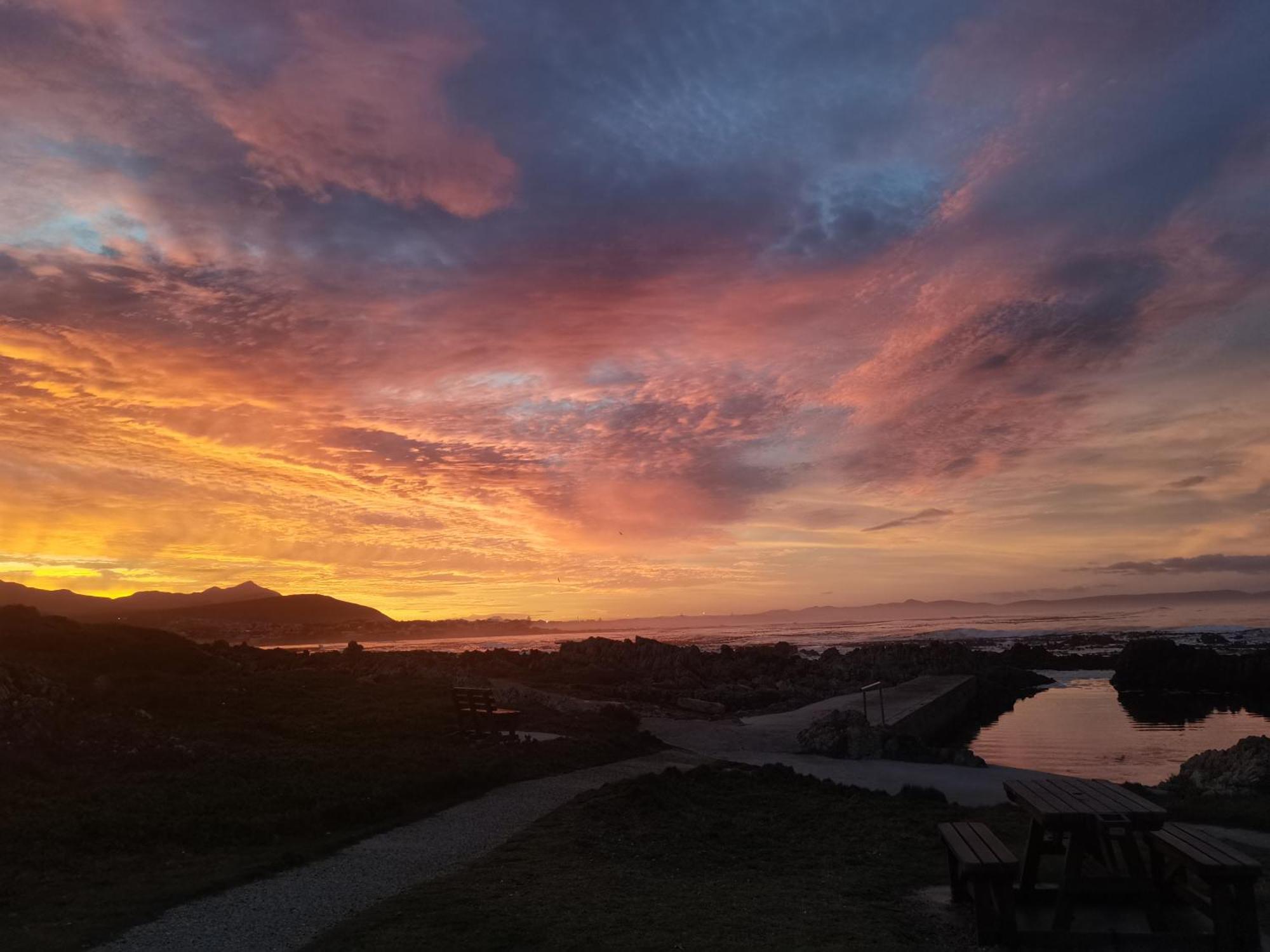 Vermont Lofts Hermanus Buitenkant foto